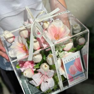Hộp tulip giả "Nụ Hồng Pha Lê" – Trắng hồng